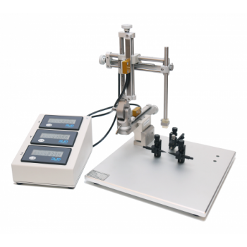 Compact stereotaxic frame for mice